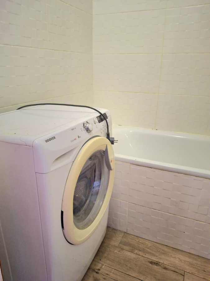 Продаж 2-кімнатної квартири 50 м², Здолбунівська вул., 3