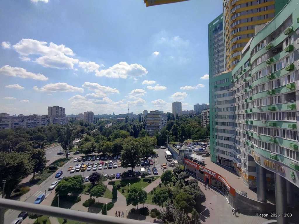 Продаж 2-кімнатної квартири 55 м², Вишгородська вул., 45/4