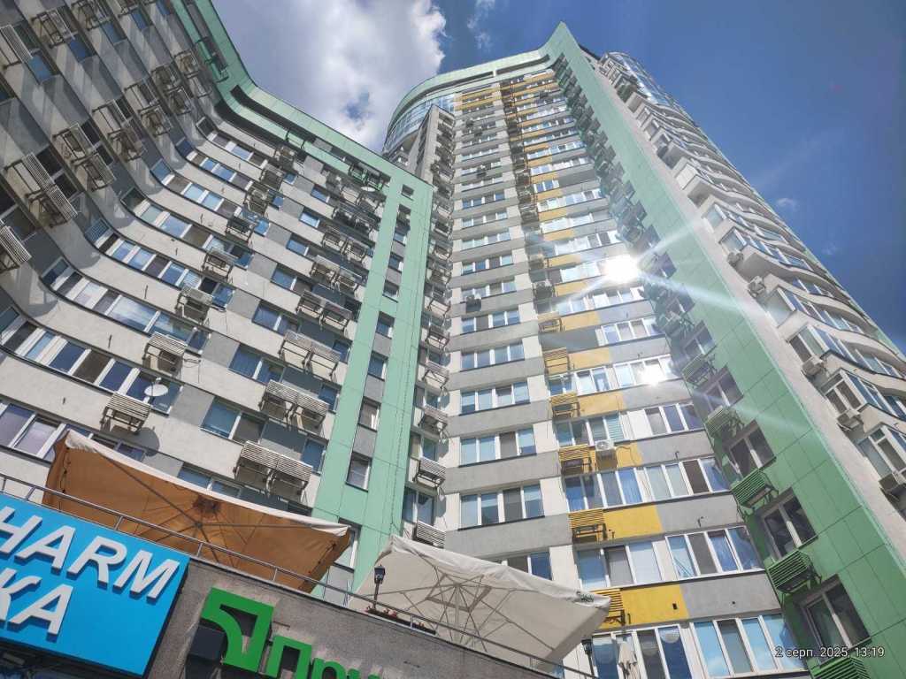 Продаж 2-кімнатної квартири 55 м², Вишгородська вул., 45/4