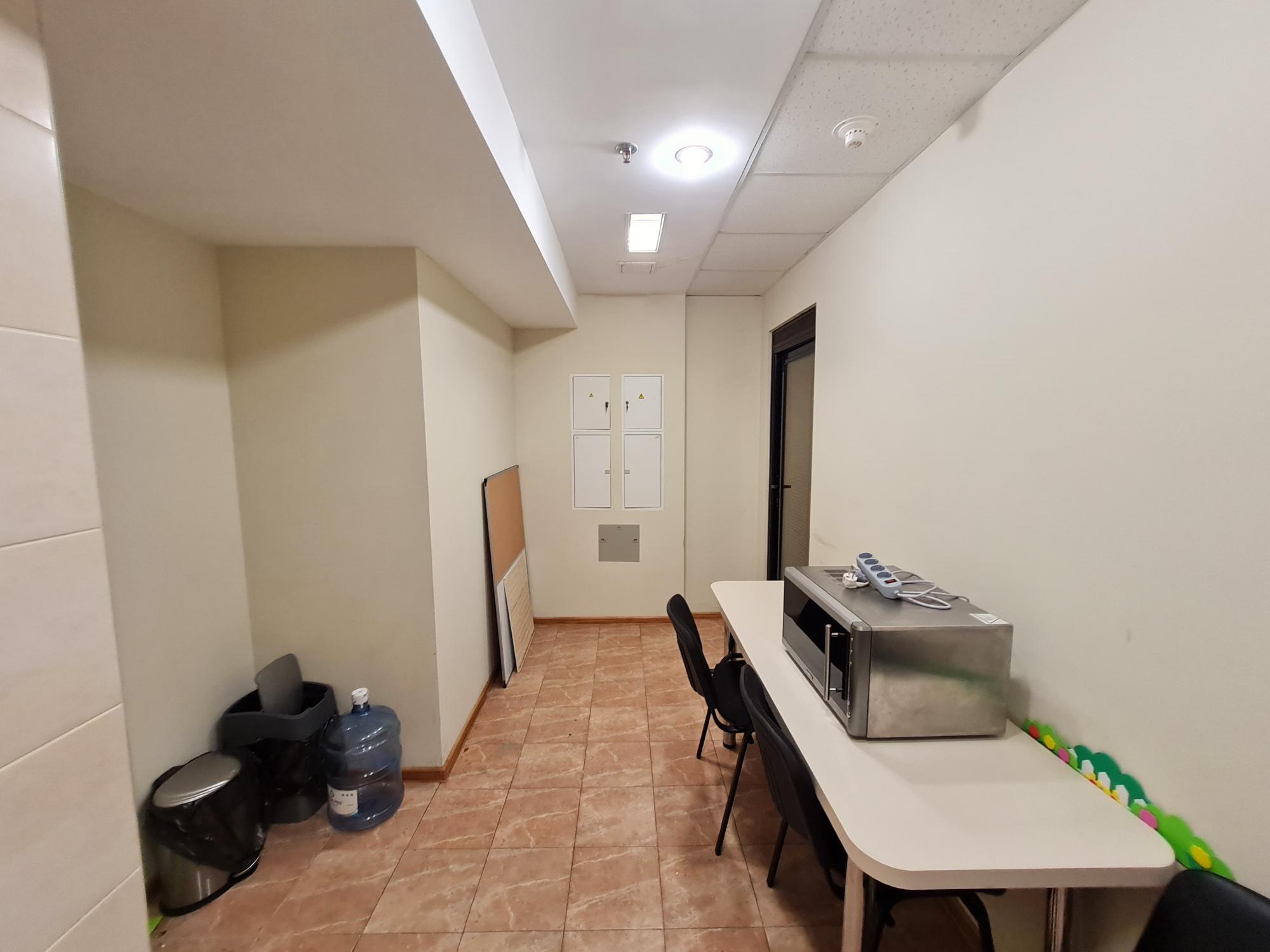 Аренда офиса 232 м², Богдана Хмельницкого ул., 17/52