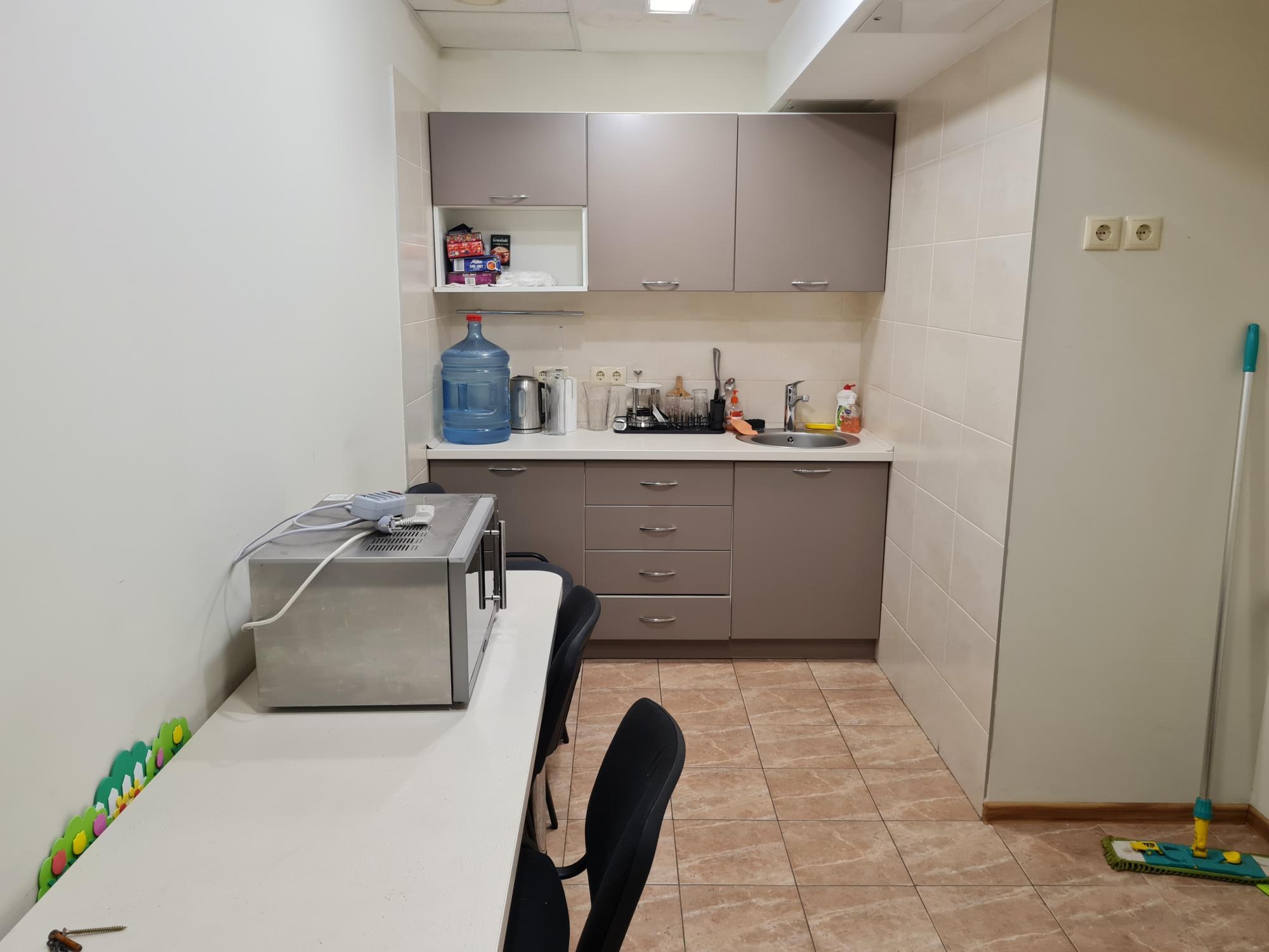 Аренда офиса 232 м², Богдана Хмельницкого ул., 17/52