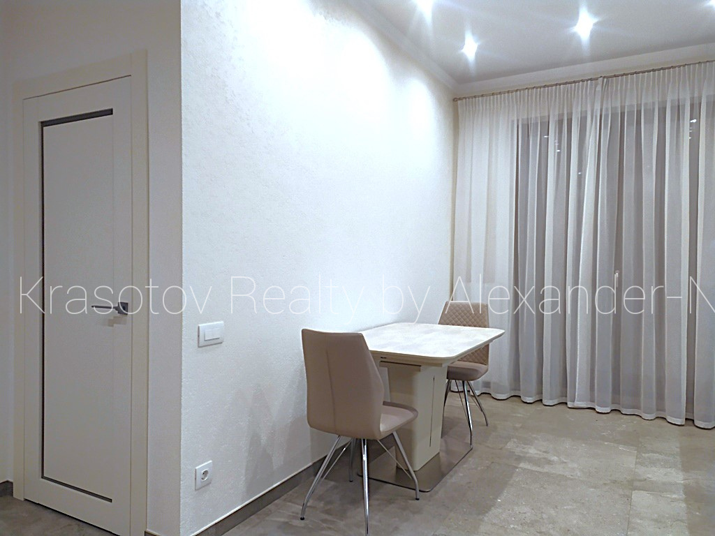Оренда 1-кімнатної квартири 45 м², Віце-адмірала Азарова вул., 6