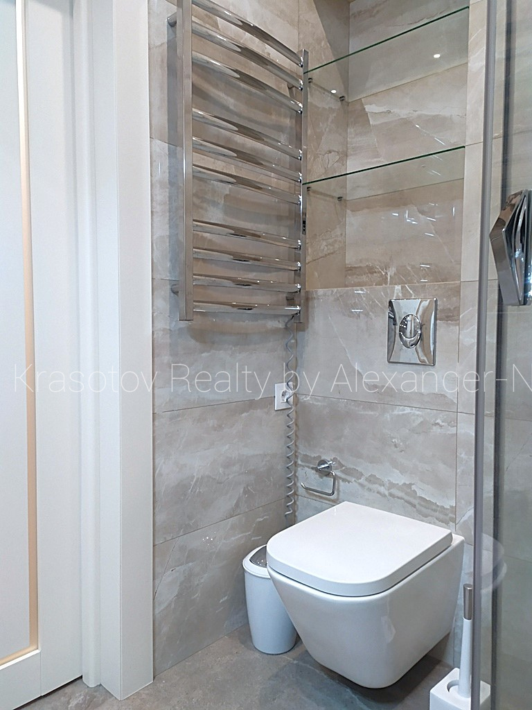 Оренда 1-кімнатної квартири 45 м², Віце-адмірала Азарова вул., 6