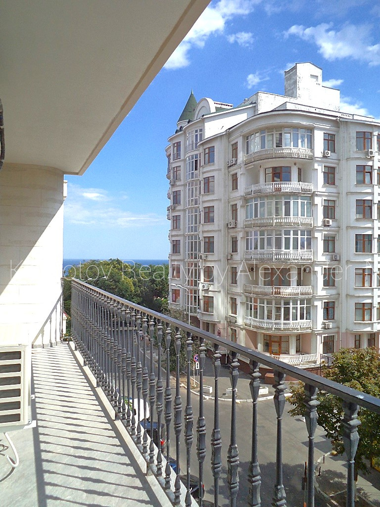 Оренда 1-кімнатної квартири 45 м², Віце-адмірала Азарова вул., 6