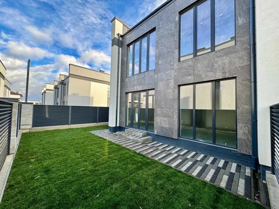 Продажа дуплекса 130 м², Центральная ул.