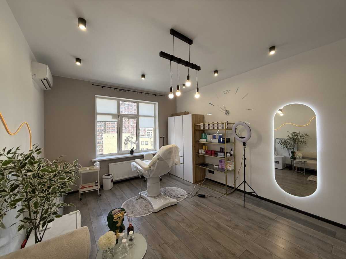 Продаж 1-кімнатної квартири 31 м², Євгена Коновальця вул., 36Е
