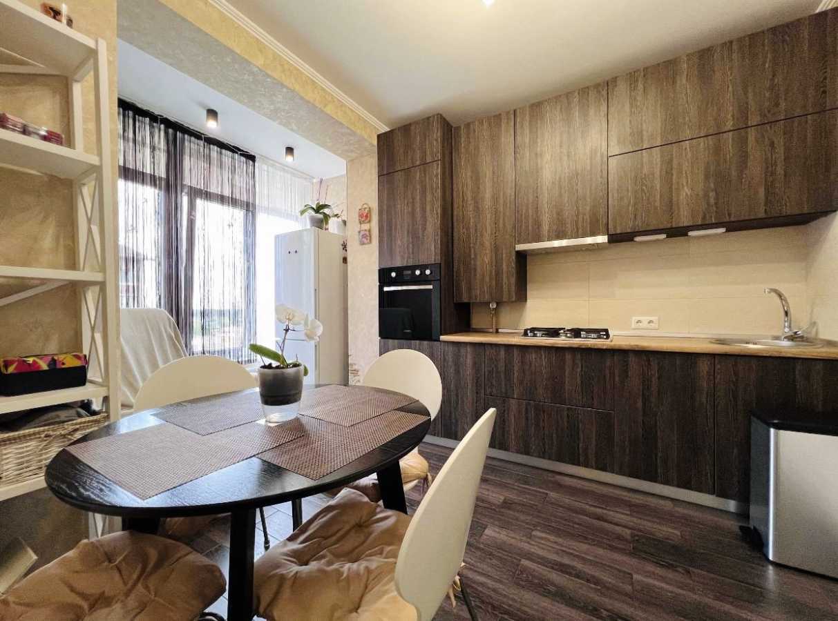 Продаж 1-кімнатної квартири 36 м², Леоніда Каденюка, 22