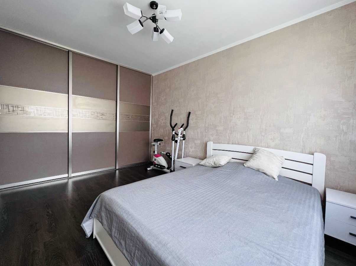 Продаж 1-кімнатної квартири 36 м², Леоніда Каденюка, 22