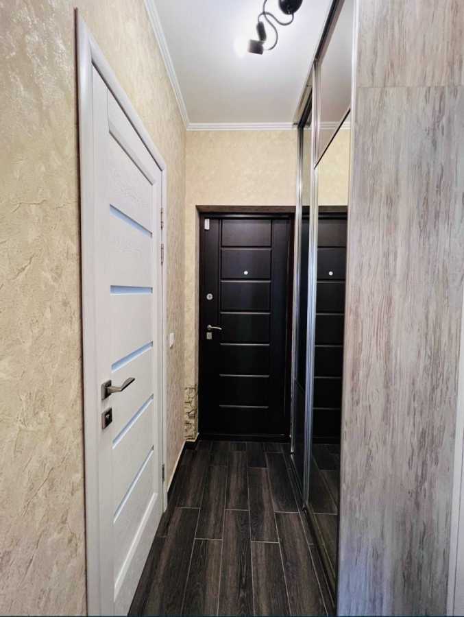 Продаж 1-кімнатної квартири 36 м², Леоніда Каденюка, 22