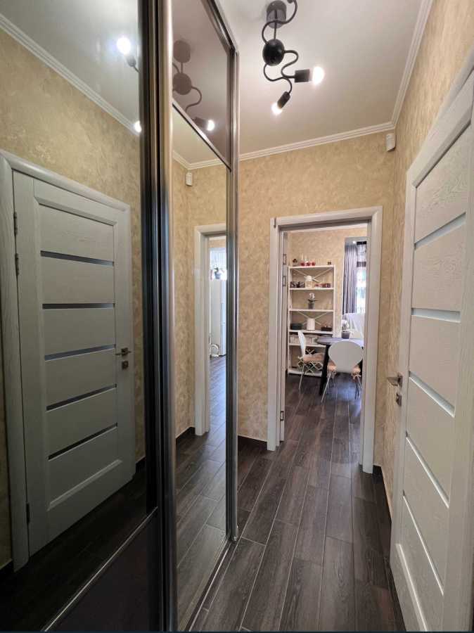 Продаж 1-кімнатної квартири 36 м², Леоніда Каденюка, 22
