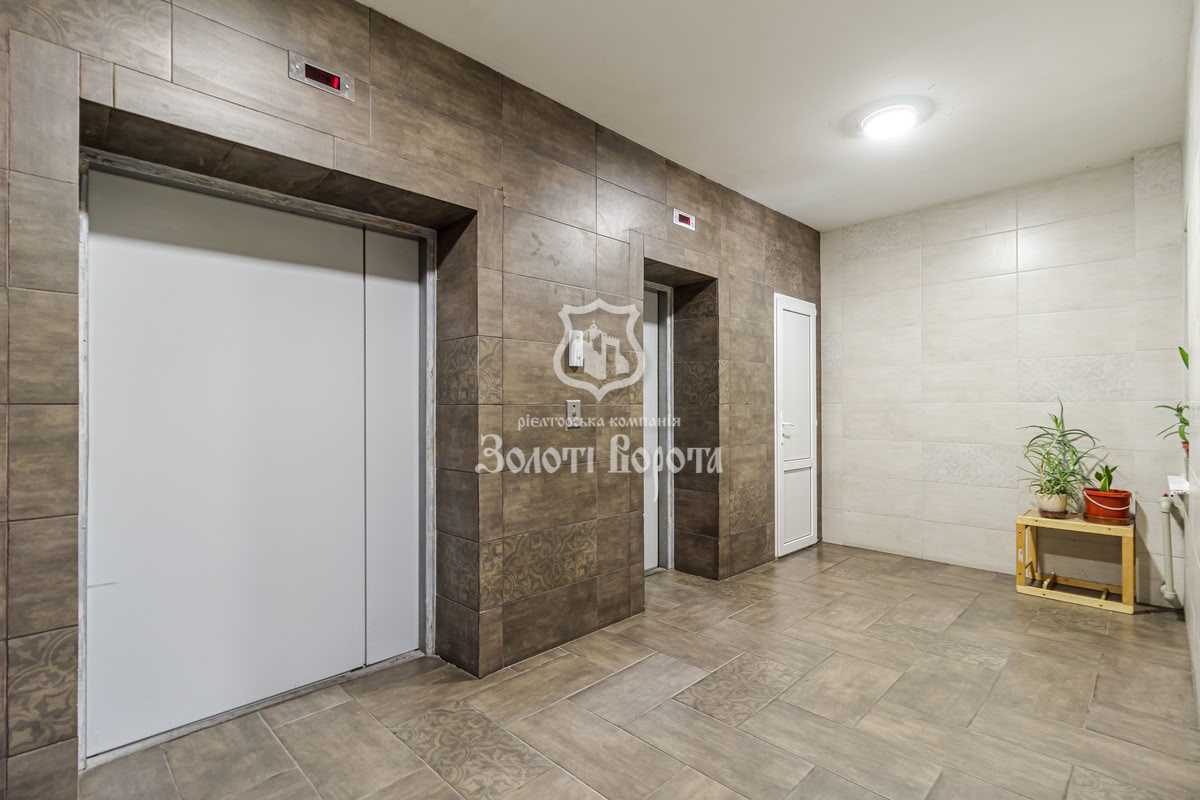 Продажа 4-комнатной квартиры 163.4 м², Героев Сталинграда просп., 14Г