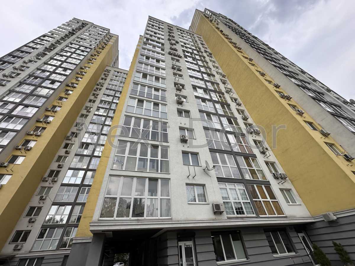 Продаж 3-кімнатної квартири 108.2 м², Вацлава Гавела бул., 9