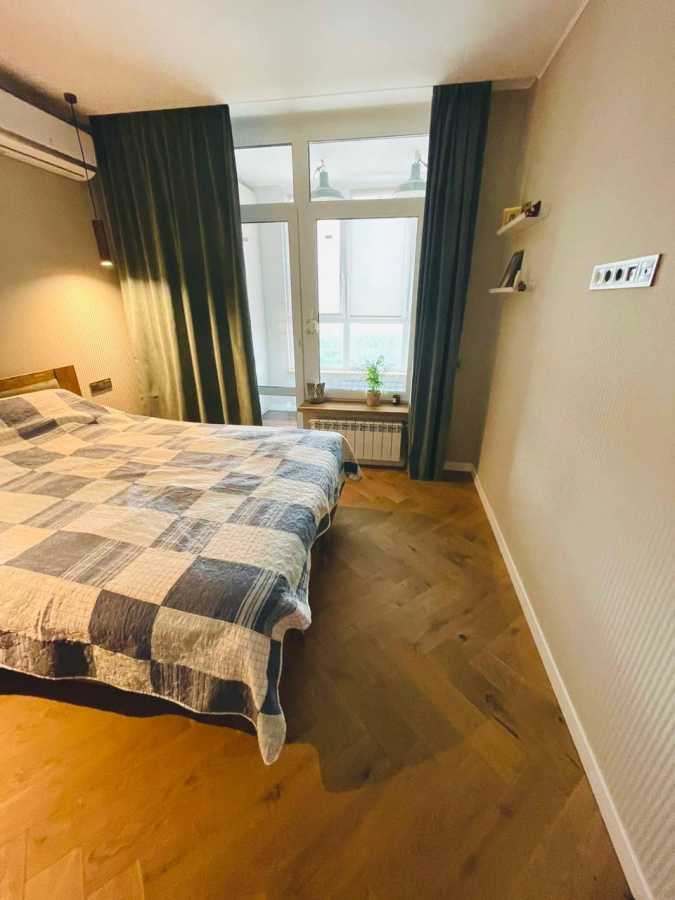 Продажа 1-комнатной квартиры 51 м², Степана Бандеры просп., 27