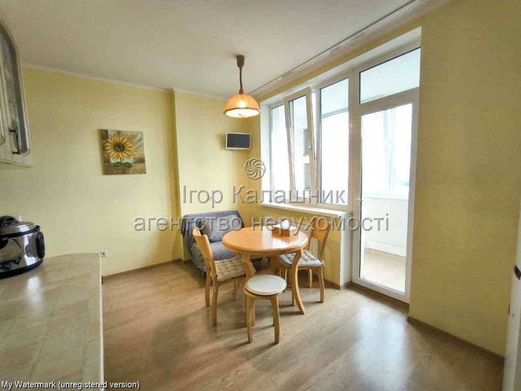 Продажа 1-комнатной квартиры 57 м², Вышгородская ул., 45А/2