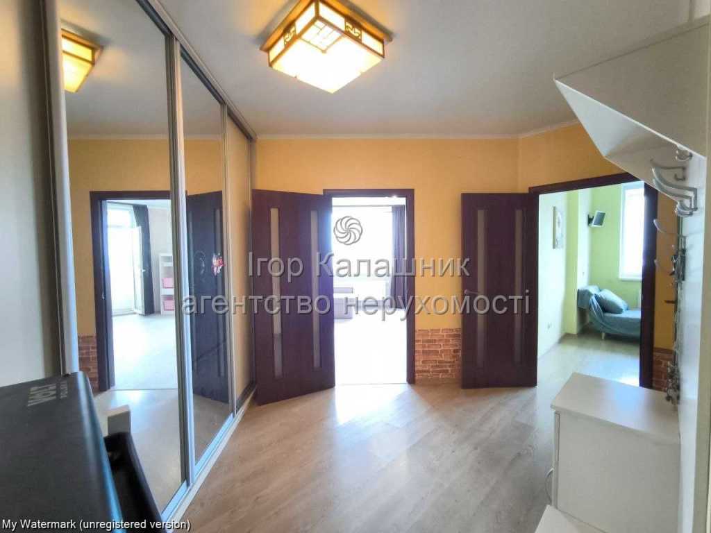 Продажа 1-комнатной квартиры 57 м², Вышгородская ул., 45А/2