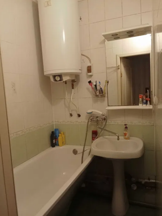 Продаж 3-кімнатної квартири 62 м², Небесної сотні просп.