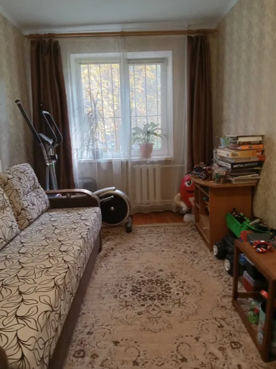 Продаж 3-кімнатної квартири 62 м², Небесної сотні просп.