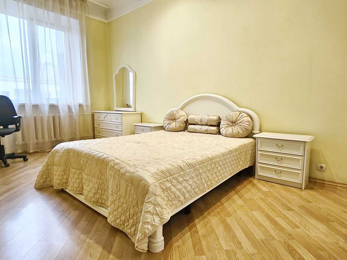 Аренда 2-комнатной квартиры 70 м², Большая Васильковская ул., 132
