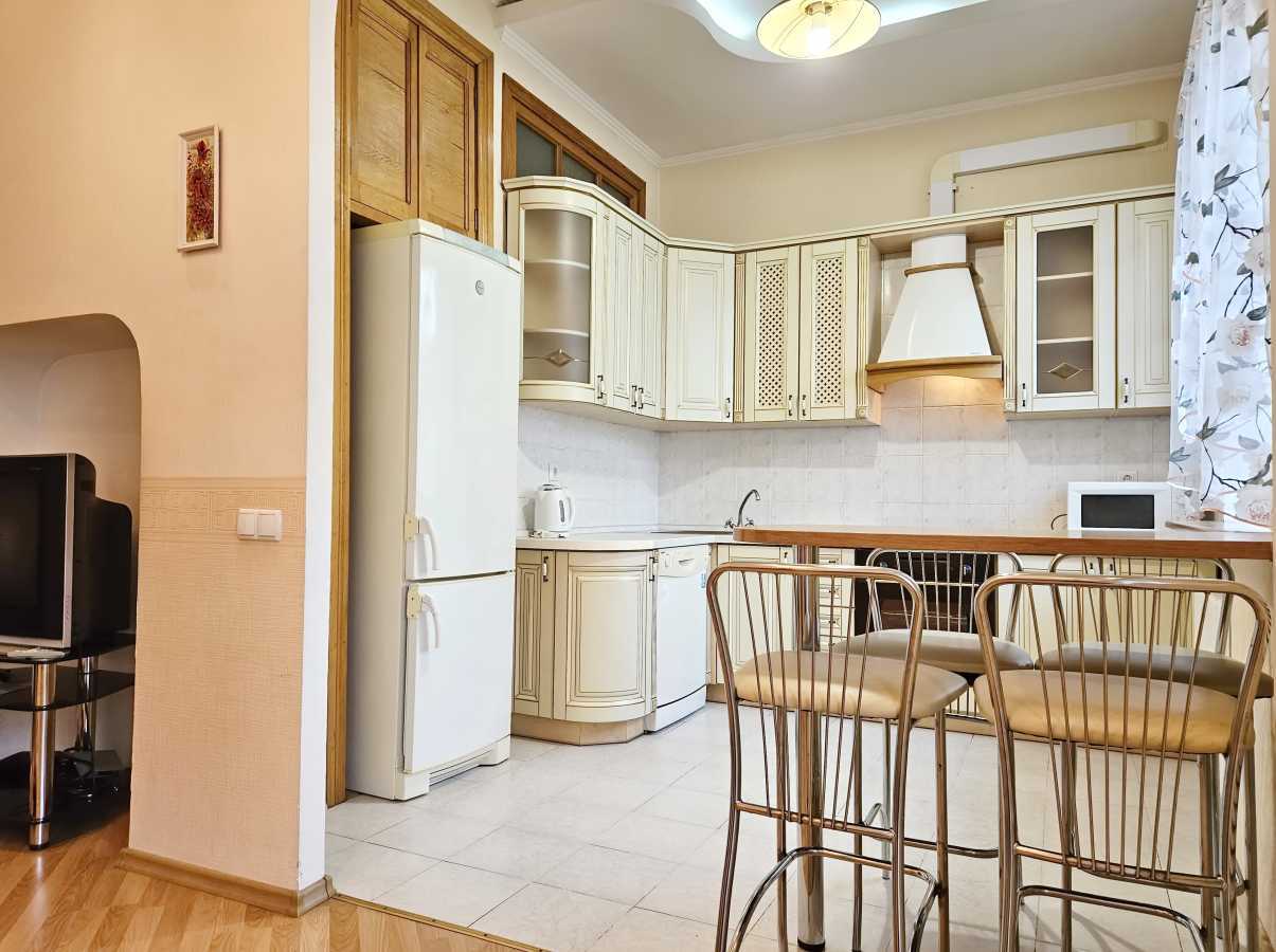 Аренда 2-комнатной квартиры 70 м², Большая Васильковская ул., 132