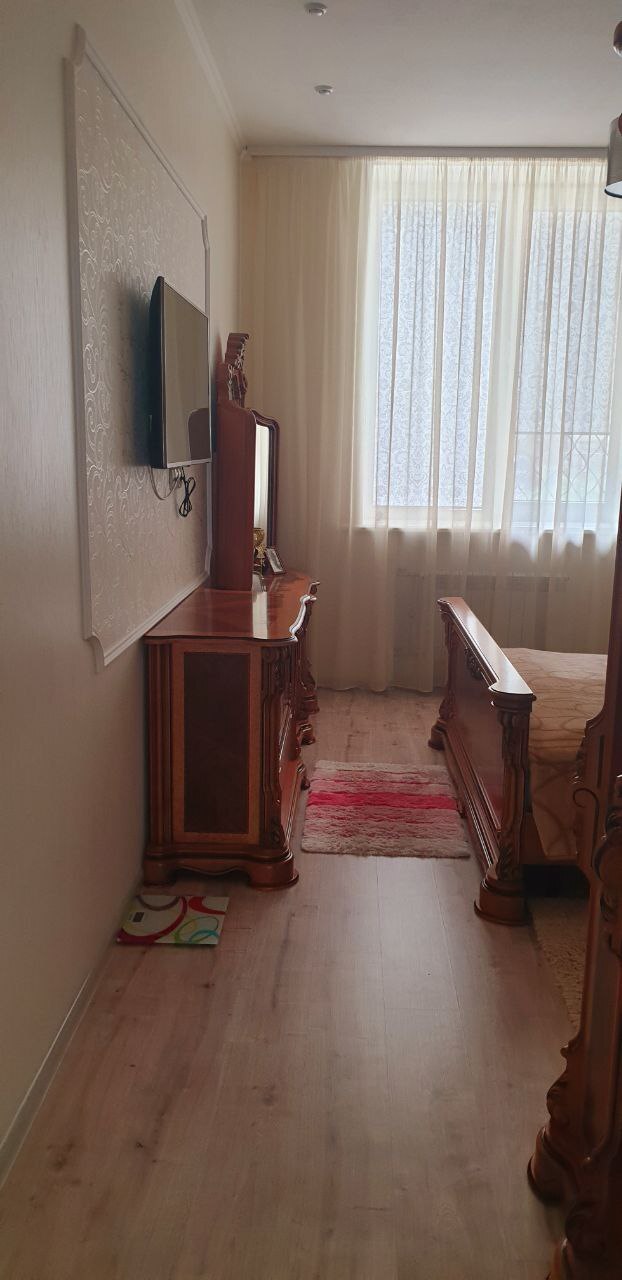 Продаж 2-кімнатної квартири 88 м², Сумська вул., 77/79