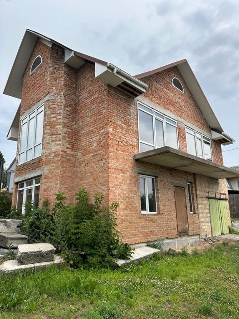 Продаж будинку 127 м²