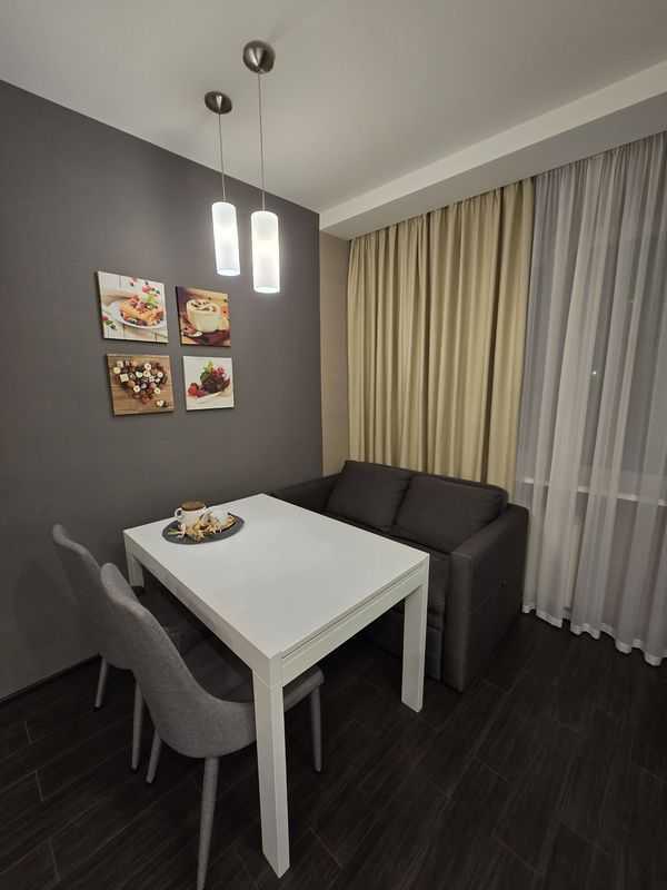 Продажа 2-комнатной квартиры 75 м², Василия Порика просп., 9