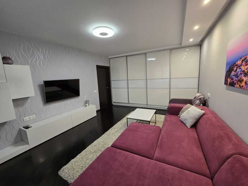 Продажа 2-комнатной квартиры 75 м², Василия Порика просп., 9