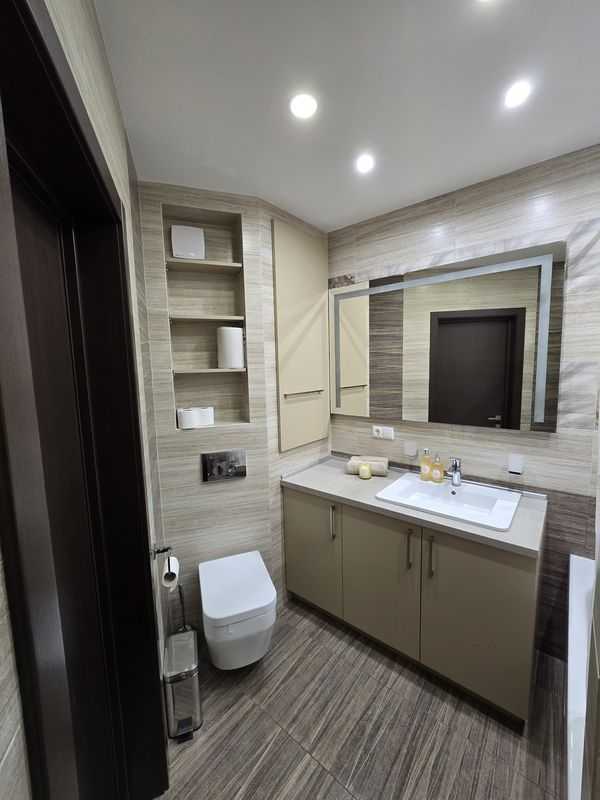 Продажа 2-комнатной квартиры 75 м², Василия Порика просп., 9