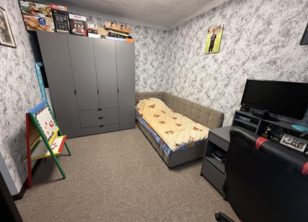 Продаж 2-кімнатної квартири 45 м², Михайла Калмикова вул.