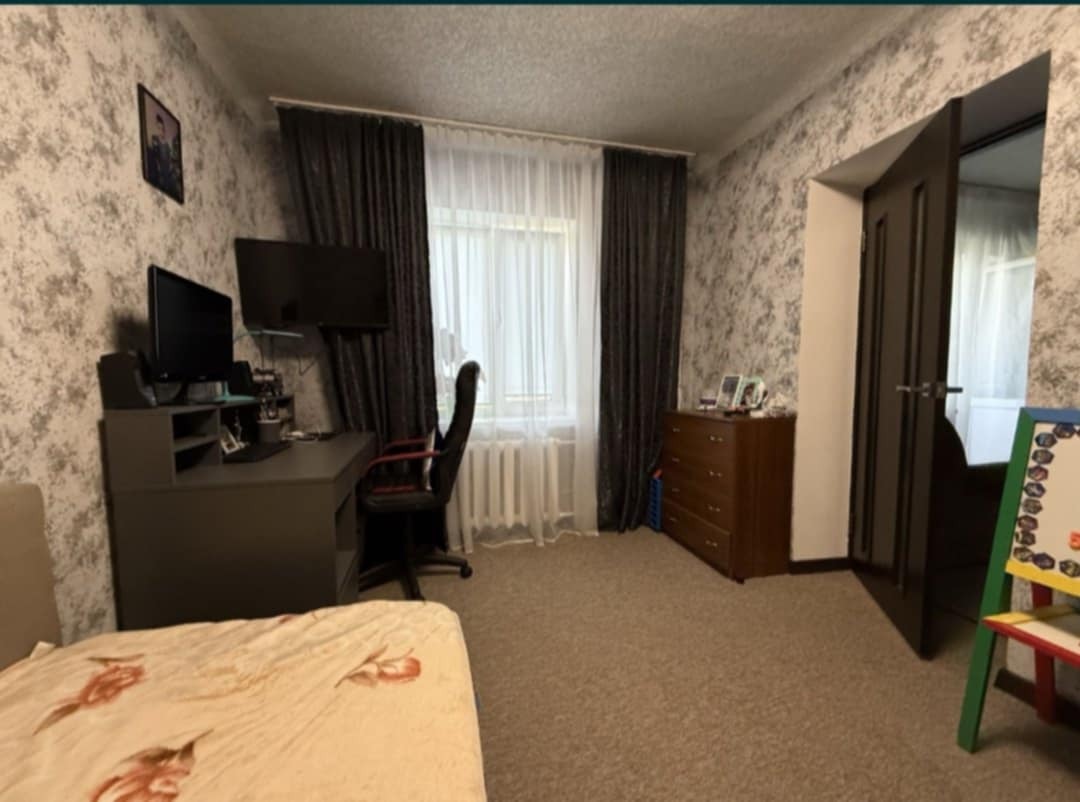 Продаж 2-кімнатної квартири 45 м², Михайла Калмикова вул.
