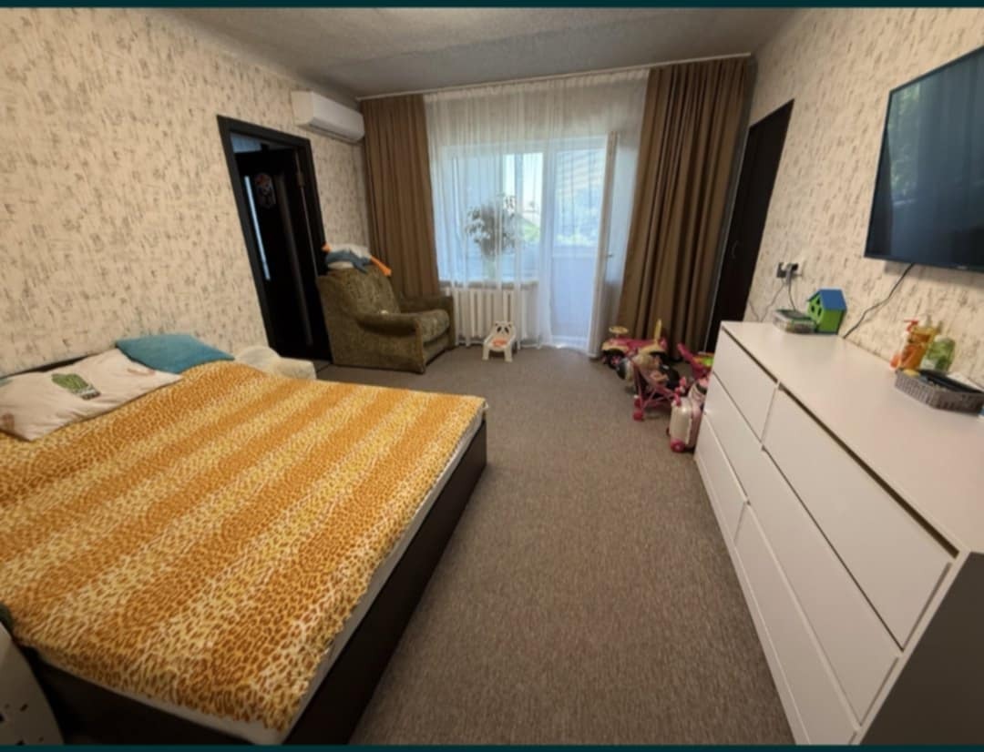 Продаж 2-кімнатної квартири 45 м², Михайла Калмикова вул.