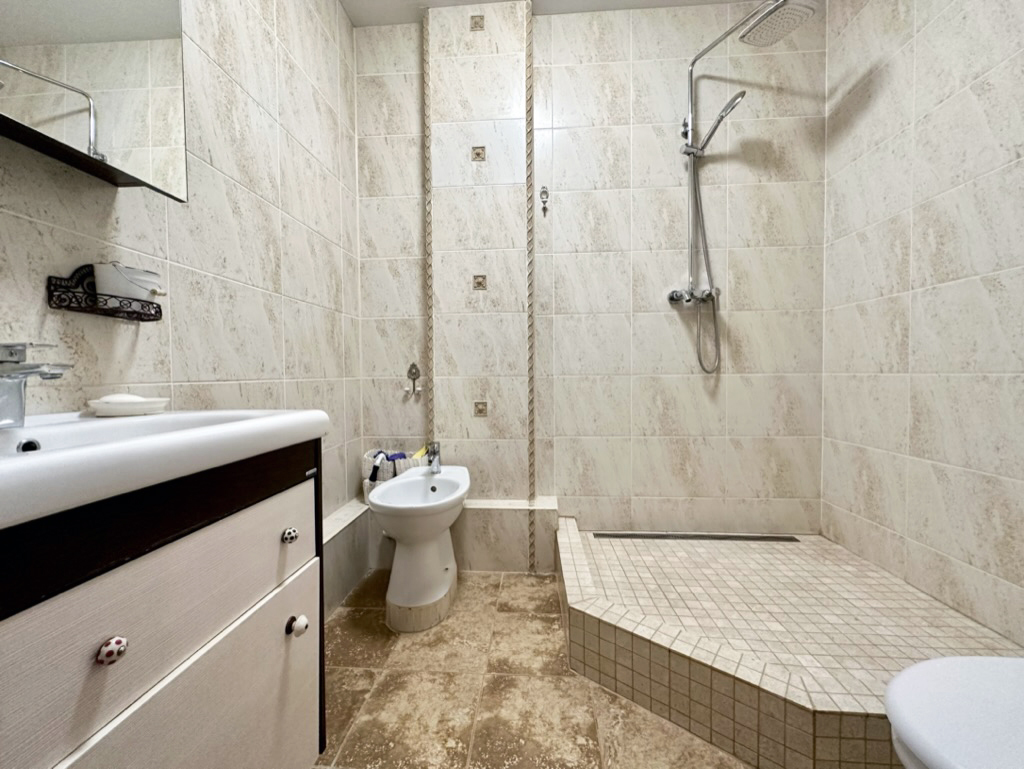 Продажа 3-комнатной квартиры 83 м², Регенераторная ул., 4, КОРПУС 2