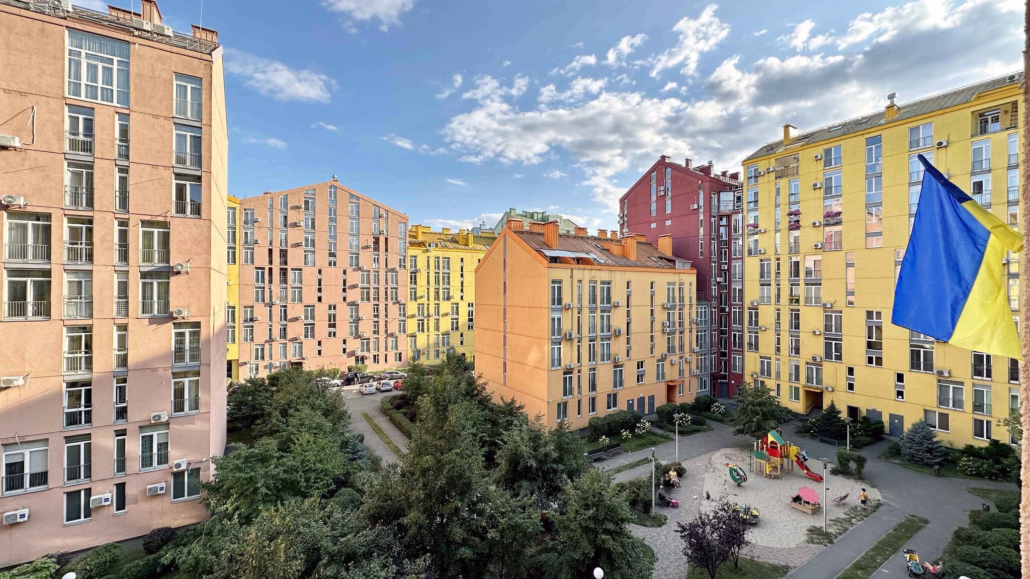 Продажа 3-комнатной квартиры 83 м², Регенераторная ул., 4, КОРПУС 2