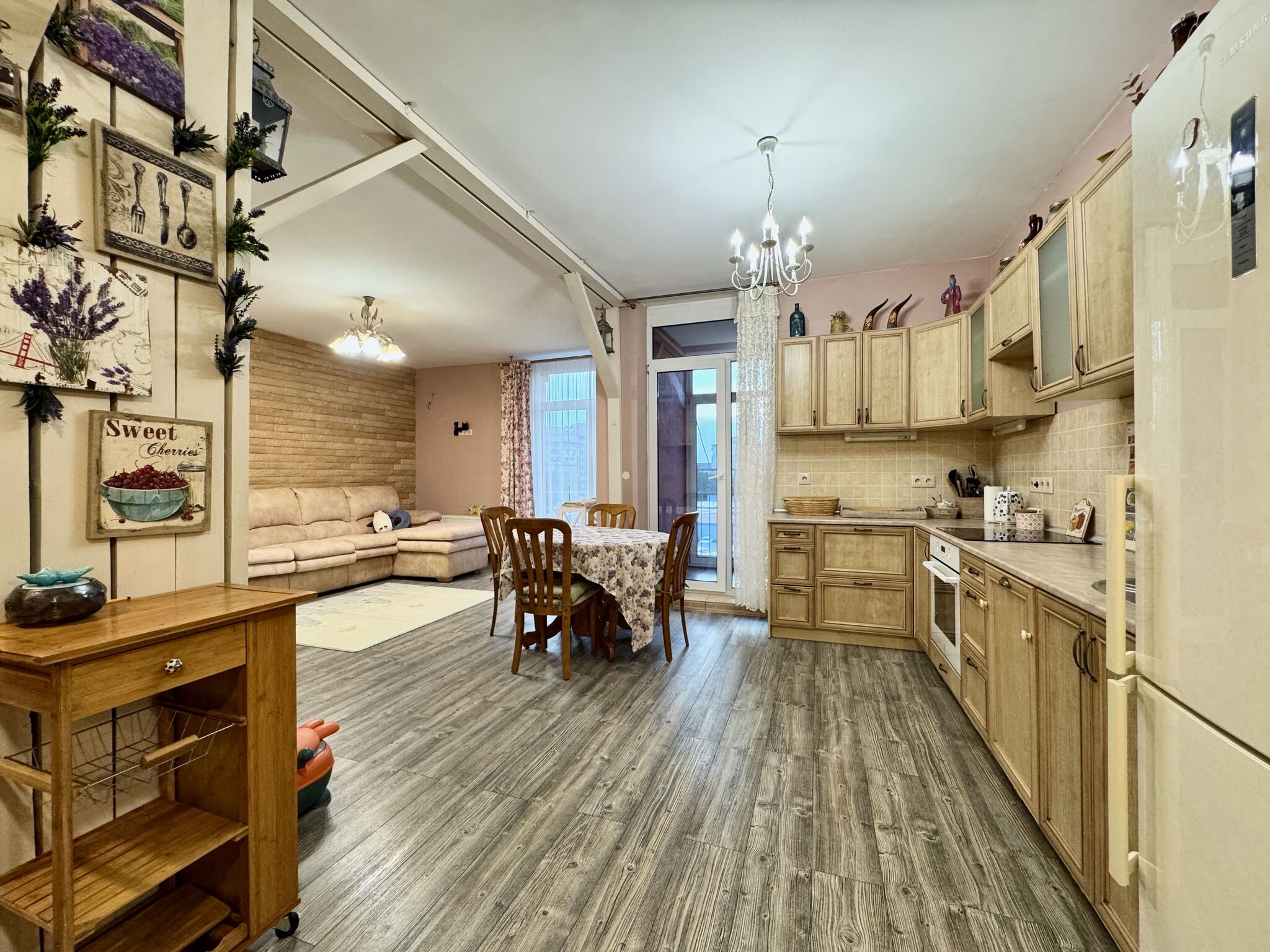Продажа 3-комнатной квартиры 83 м², Регенераторная ул., 4, КОРПУС 2