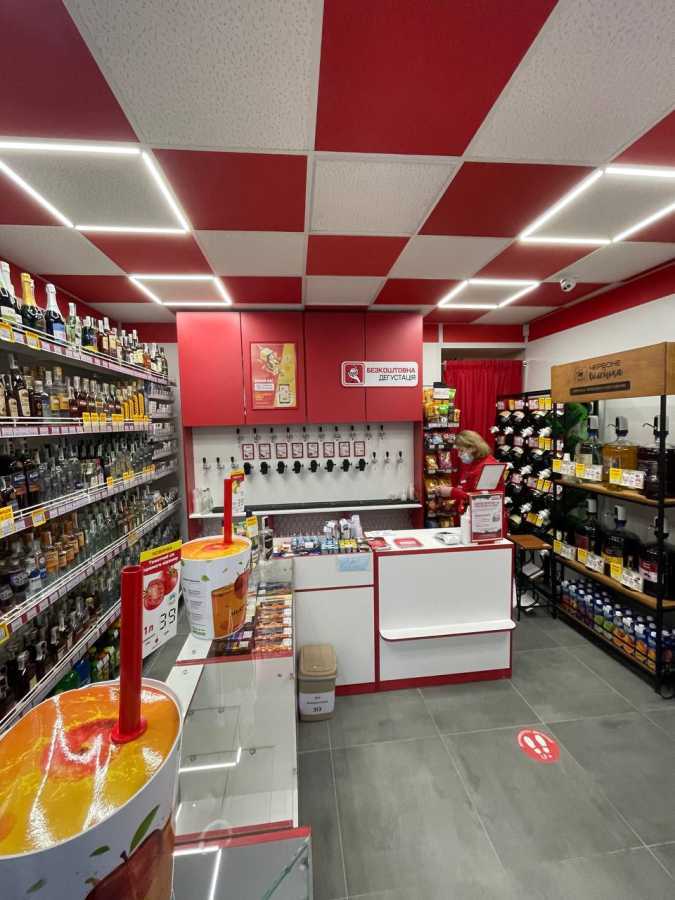 Продаж іншого торгівельного приміщення 61 м², Деревлянська вул.