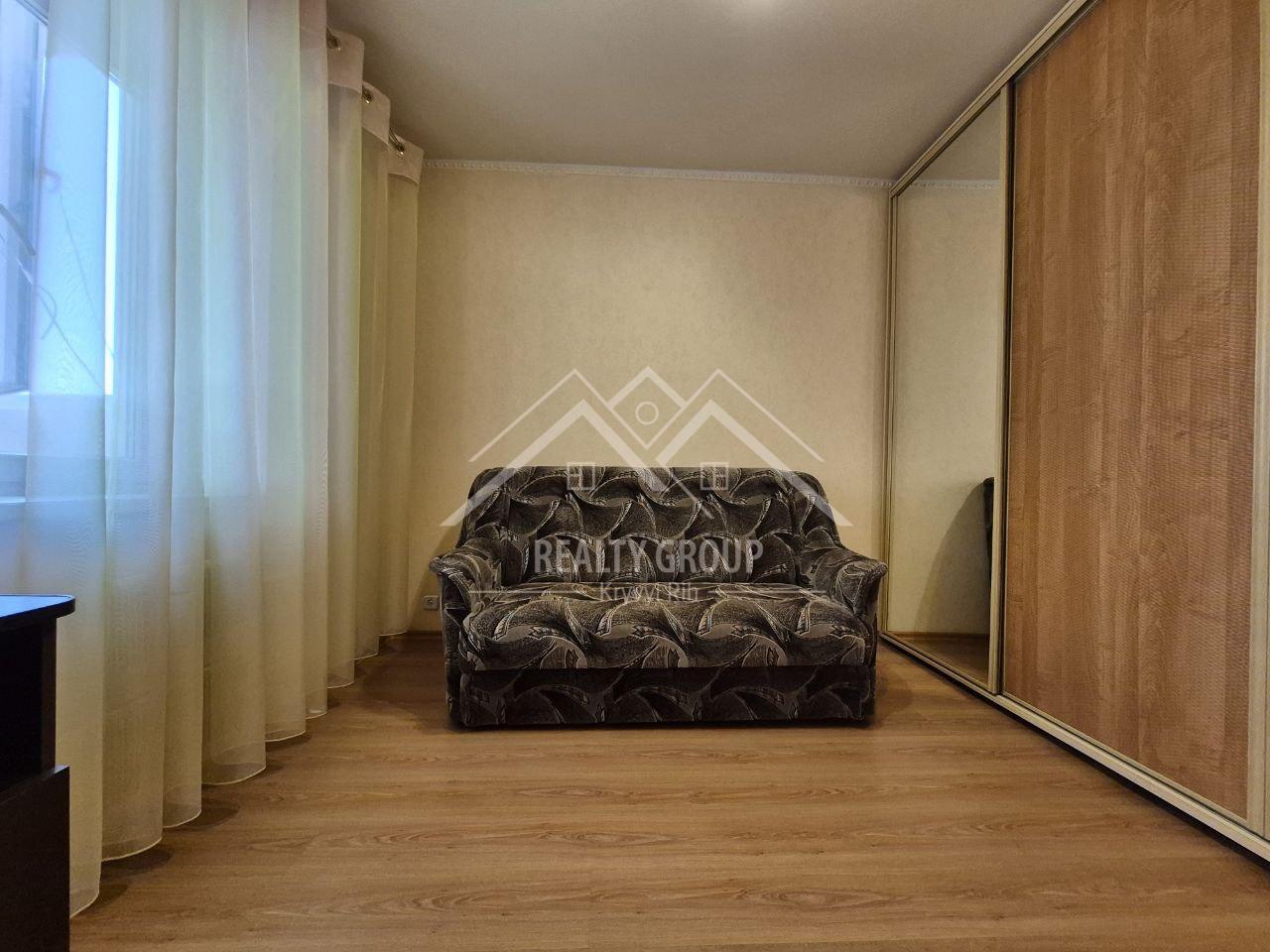 Продаж 3-кімнатної квартири 72 м², Миколи Світальського вул.