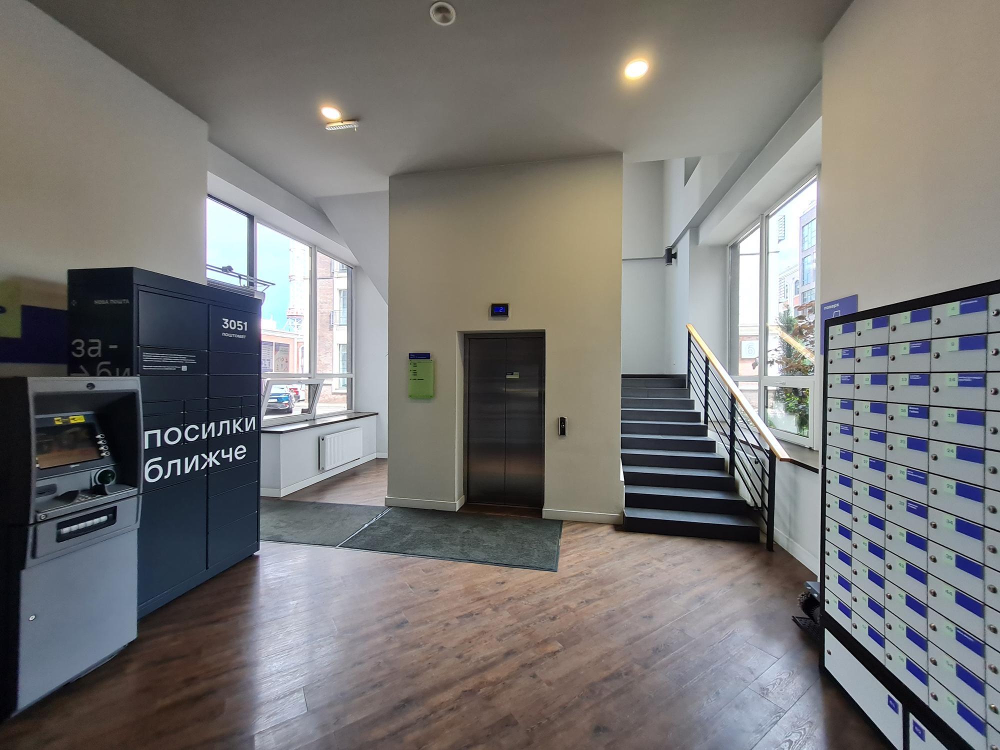 Оренда офісу 1390 м², Олени Теліги вул., 6