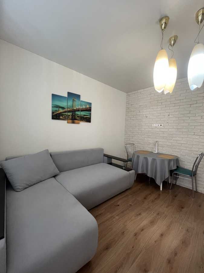 Продажа 1-комнатной квартиры 49 м², Ломоносова ул., 48