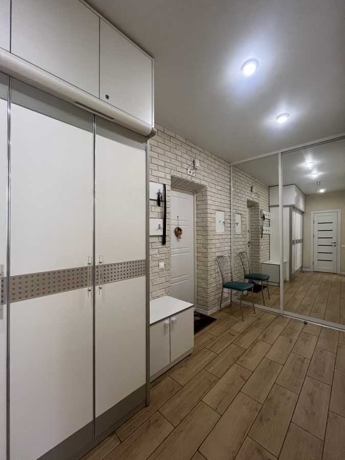 Продажа 1-комнатной квартиры 49 м², Ломоносова ул., 48