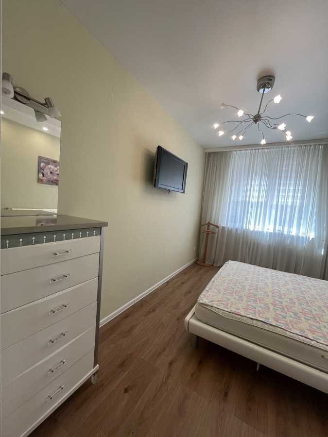 Продажа 1-комнатной квартиры 49 м², Ломоносова ул., 48