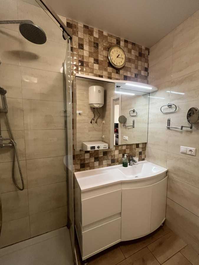 Продажа 1-комнатной квартиры 49 м², Ломоносова ул., 48