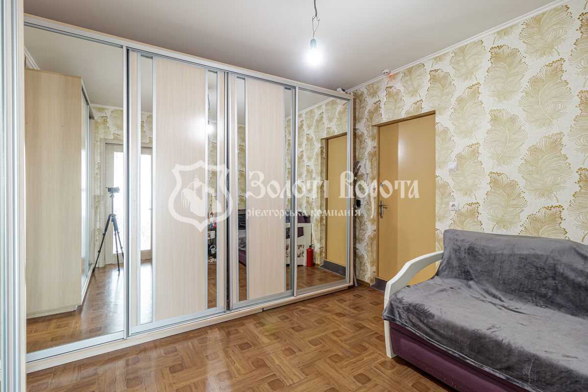 Продажа 1-комнатной квартиры 49 м², Науки просп., 60а