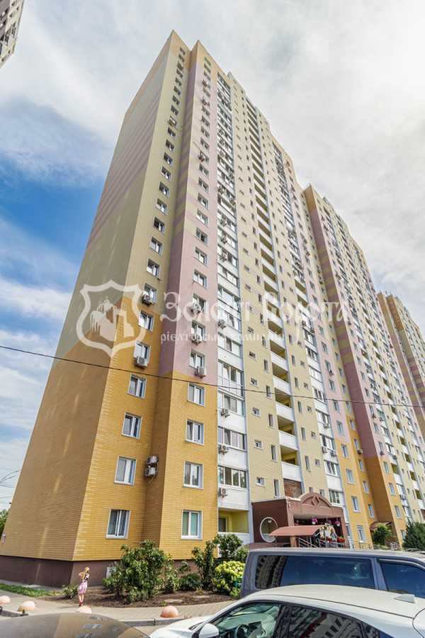 Продажа 1-комнатной квартиры 49 м², Науки просп., 60а