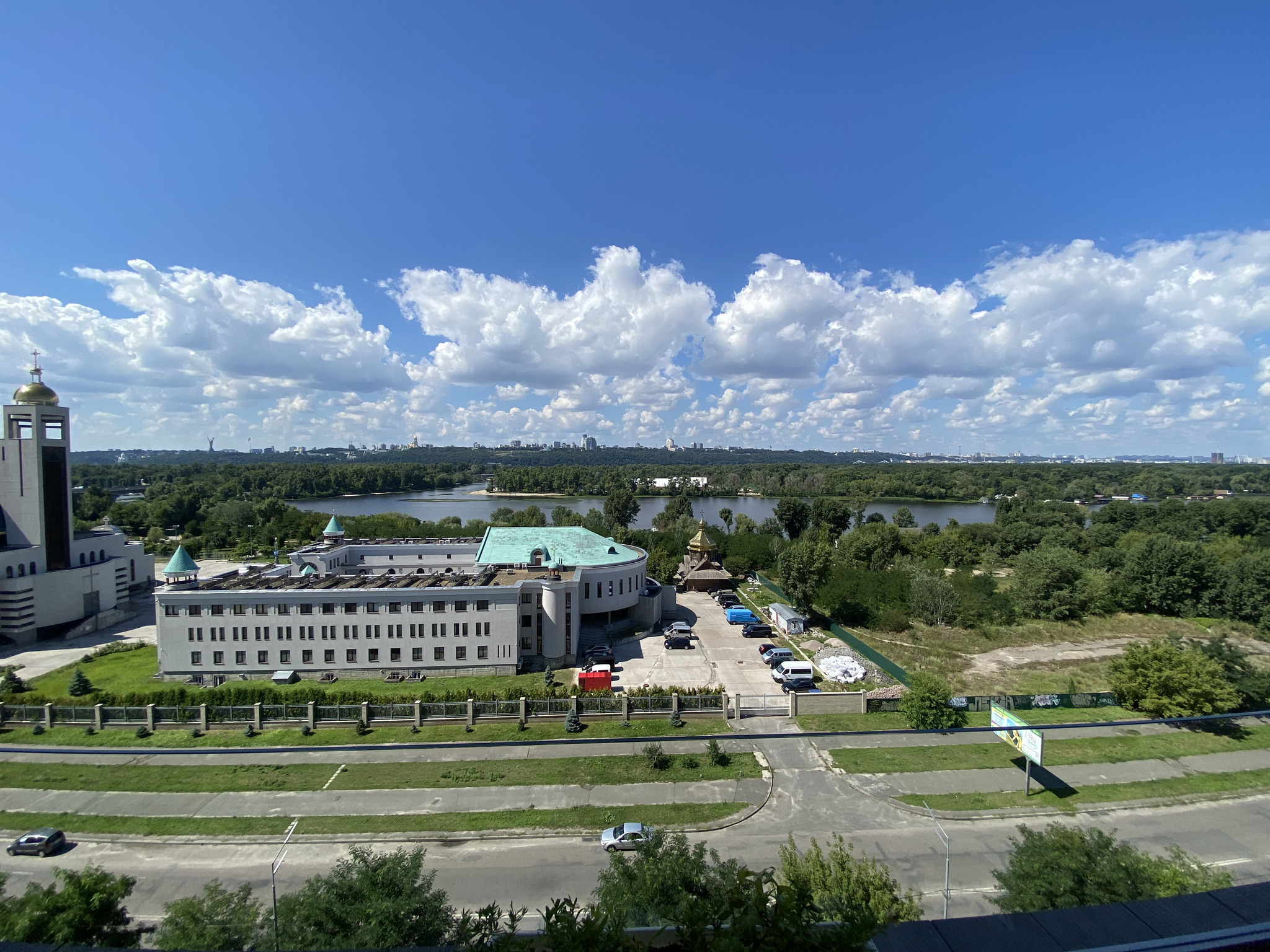 Продажа 5-комнатной квартиры 222 м², Никольско-Слободская ул., 4Д