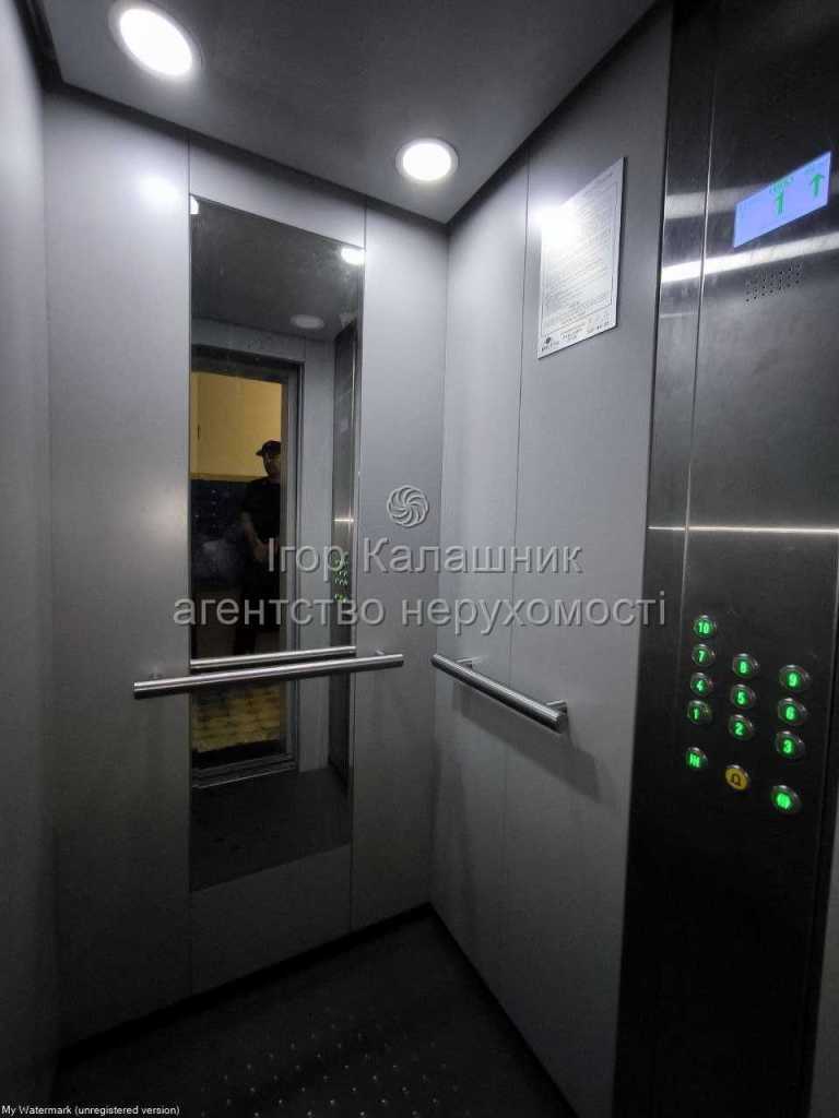 Продажа 3-комнатной квартиры 70.2 м², Архитектора Вербицкого ул., 8А