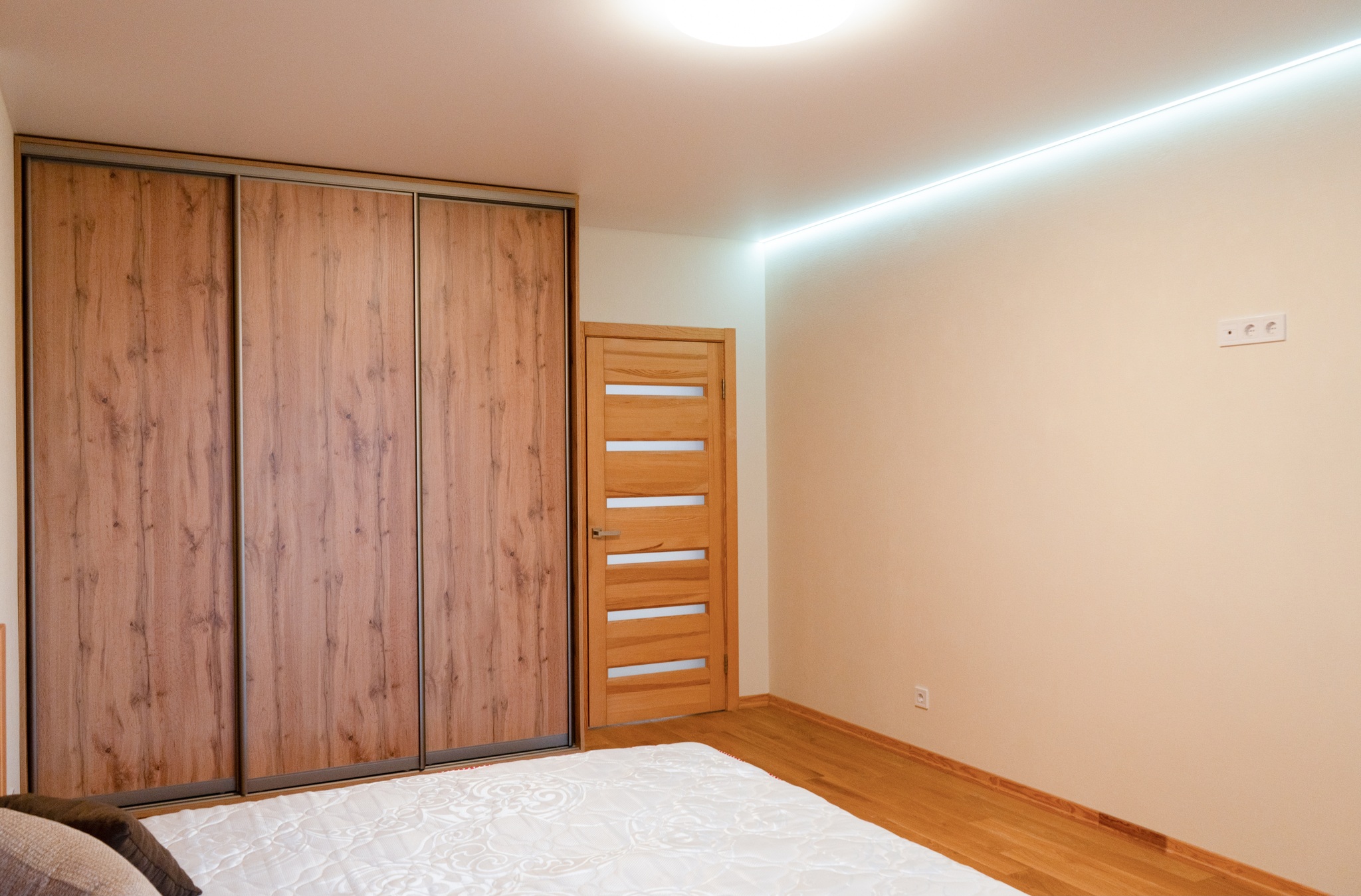 Продажа 2-комнатной квартиры 77.5 м², Боголюбова ул., 23