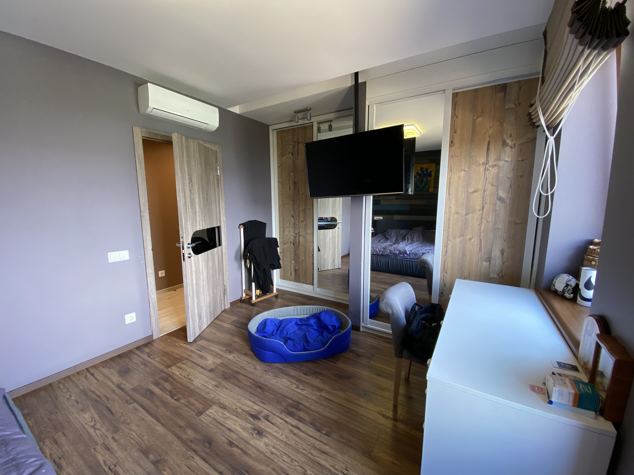 Продаж 4-кімнатної квартири 222 м², Микільсько-Слобідська вул., 4Д
