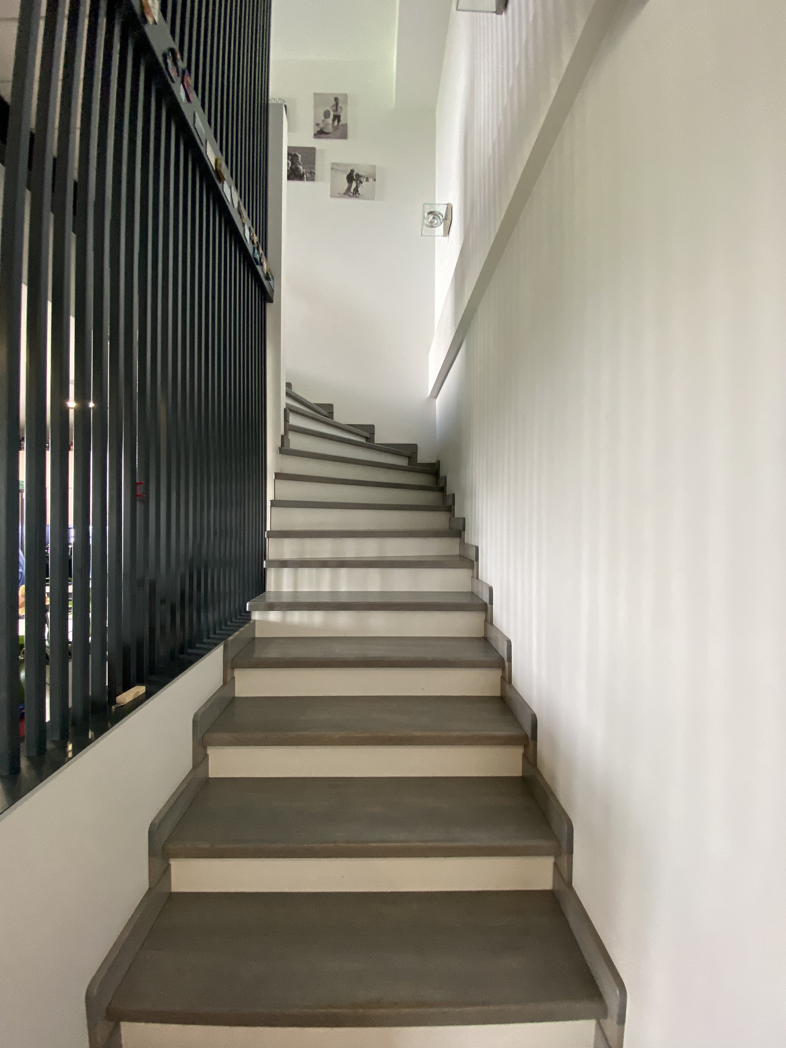 Продаж 4-кімнатної квартири 222 м², Микільсько-Слобідська вул., 4Д