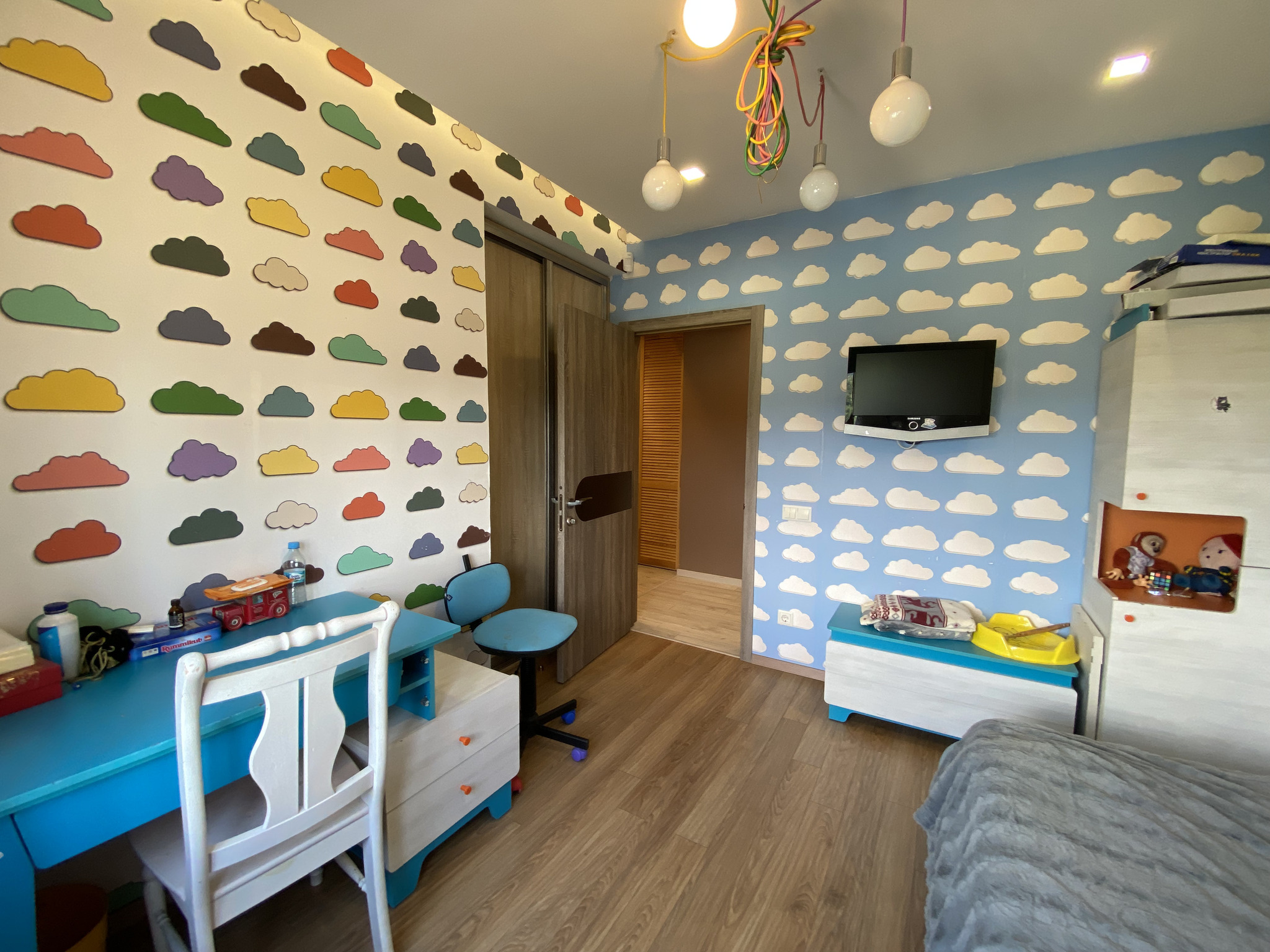 Продаж 4-кімнатної квартири 222 м², Микільсько-Слобідська вул., 4Д