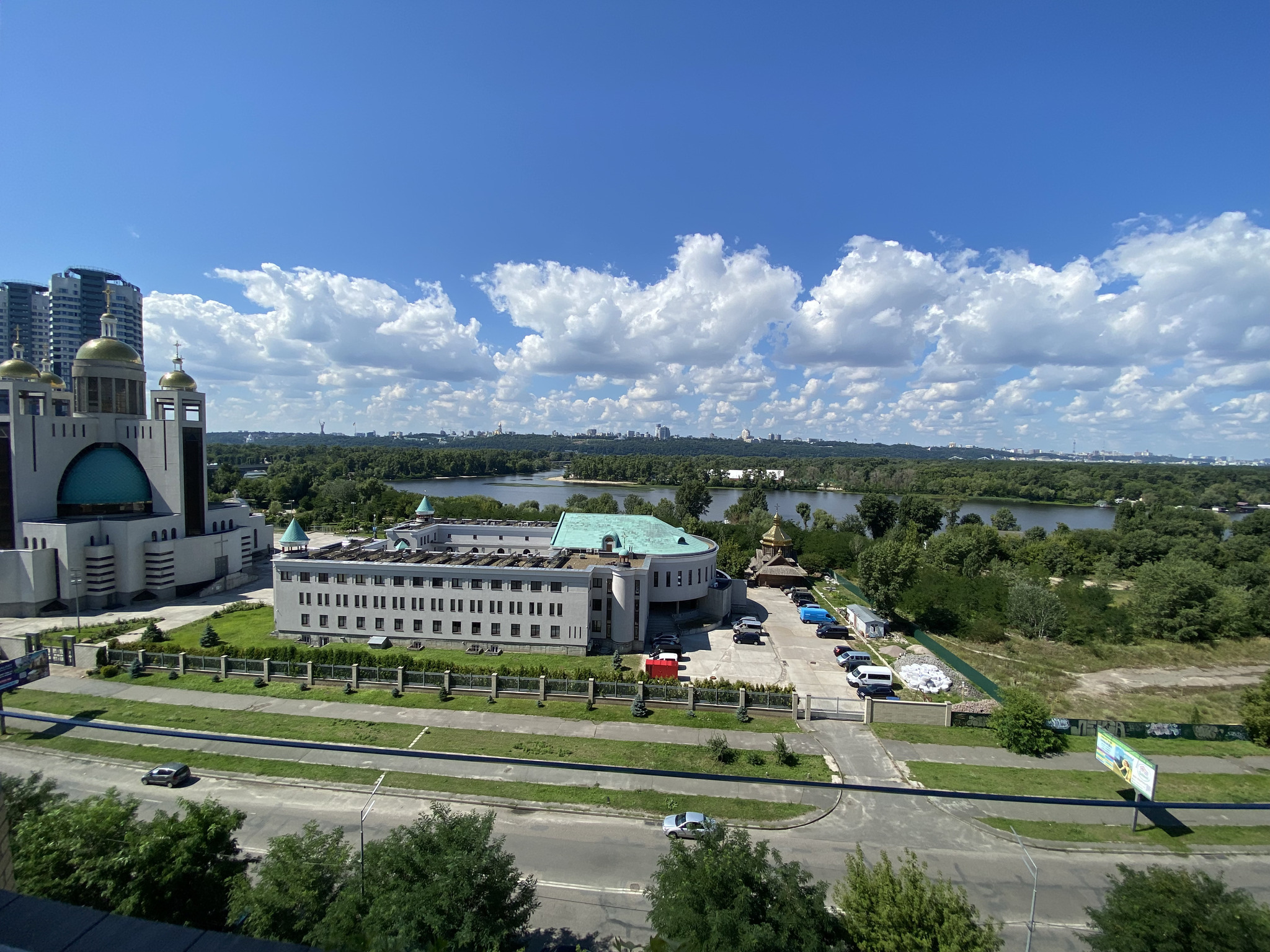 Продаж 4-кімнатної квартири 222 м², Микільсько-Слобідська вул., 4Д